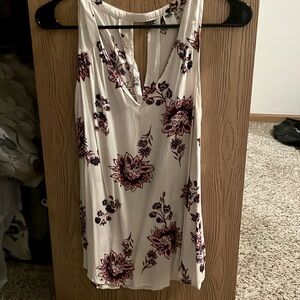 Old navy sleeveless top